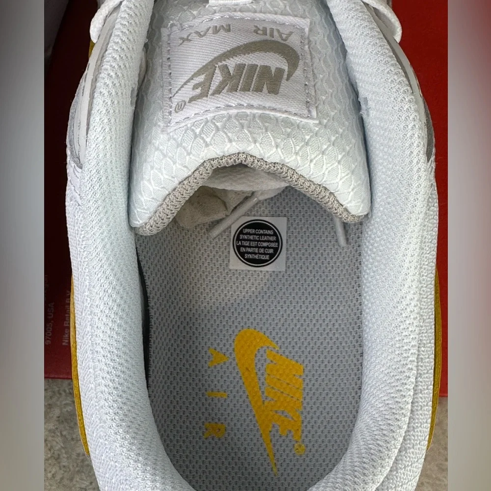 Nike Air Max 90 - Picture 8 of 13